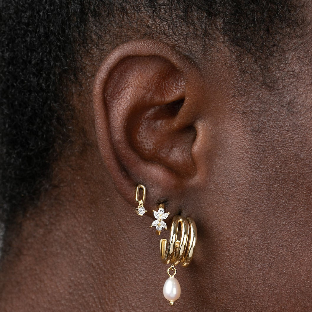 Pendientes ovalados con colgante