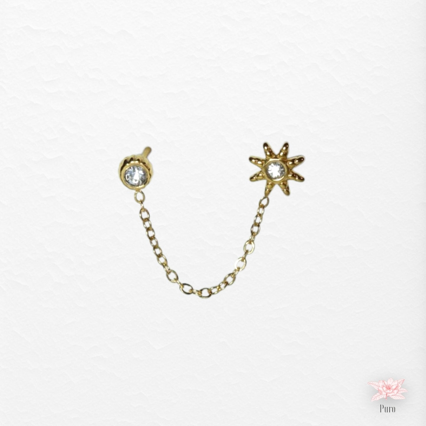 Brinco Duplo Dourado com Estrela e Zircônia